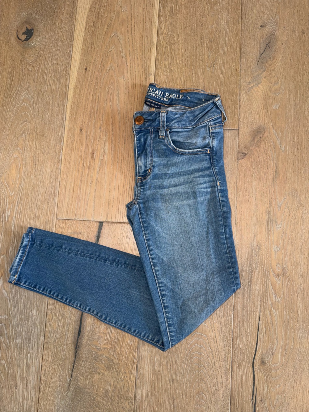 American Eagle Outfitters Jegging Jeans size 2 short like new